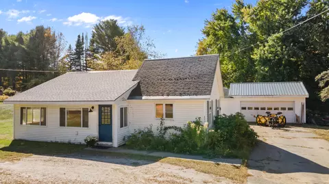 490 Fairbanks Rd, Farmington, ME 04938