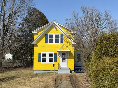 64 Pearce Ave, Houlton, ME 04730