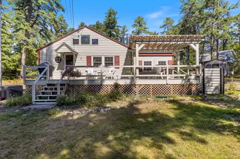 32 Northeast Rd, Waterboro, ME 04087