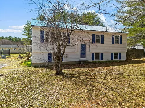 11 Kingman St, Fairfield, ME 04937