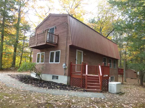 141 Lakewood Rd, Casco, ME 04015