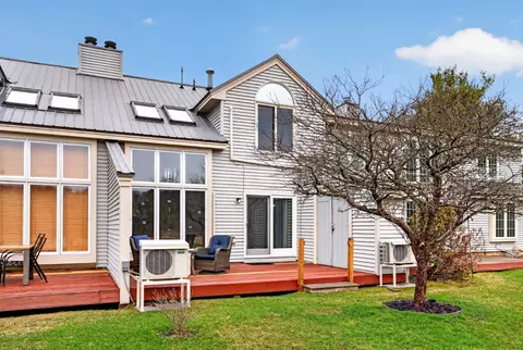 36 Meadowbrook Dr #2, Gorham, ME 04038