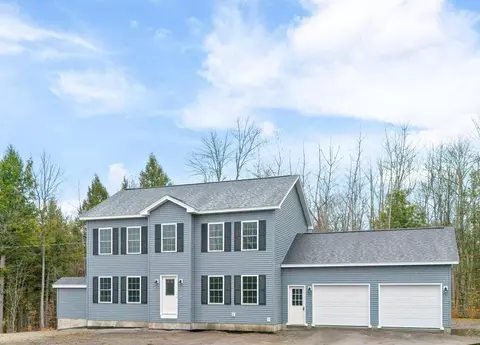 27 Pleasant Rd, Sidney, ME 04330