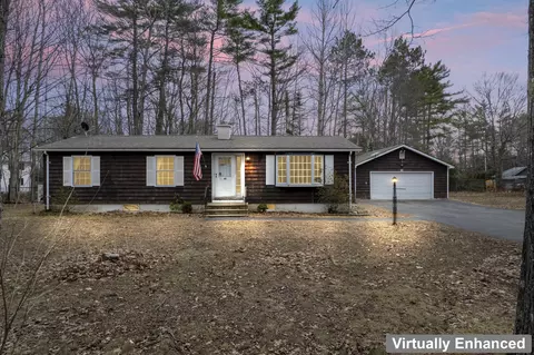 45 Parkview Ter, Augusta, ME 04330