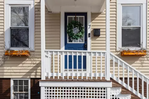 7 Union St, Saco, ME 04072