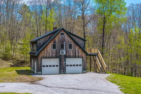 318 Hatchet Mountain Rd, Hope, ME 04847