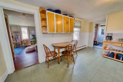 Dining - 129 E Boston Rd, Vinalhaven, ME 04863 photo 2 of 2