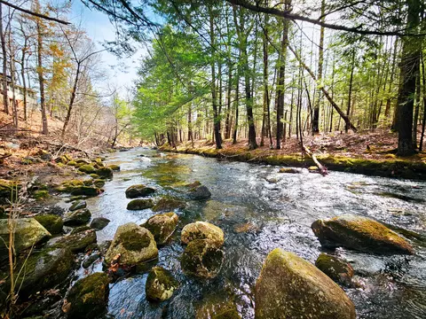 922 Weld Rd, Wilton, ME 04294