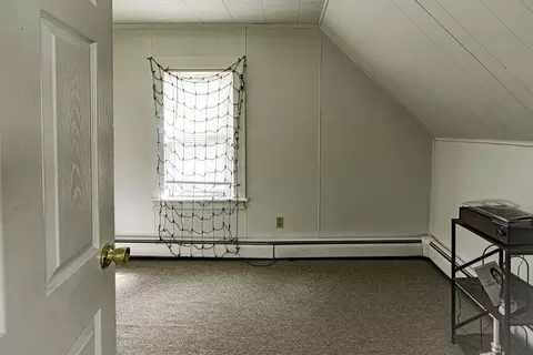 Bedroom - 333 Penobscot Ave, Millinocket, ME 04462 photo 1 of 4