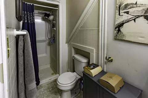 Bath - 333 Penobscot Ave, Millinocket, ME 04462 photo 4 of 5