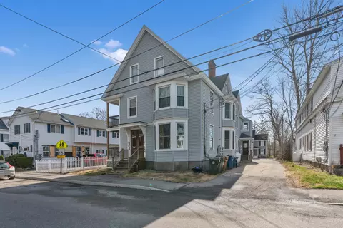 87 High St, Saco, ME 04072