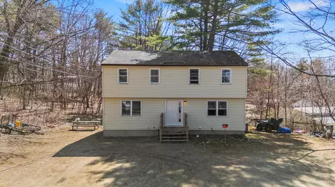 5 Appleby St, Sanford, ME 04073