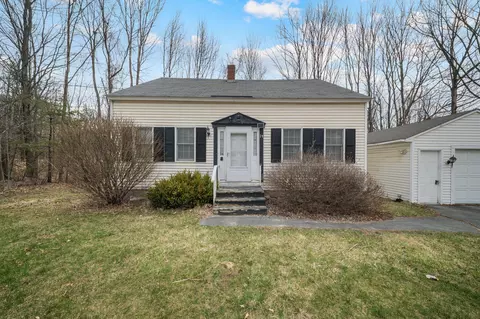 19 Washington St, Waterville, ME 04901