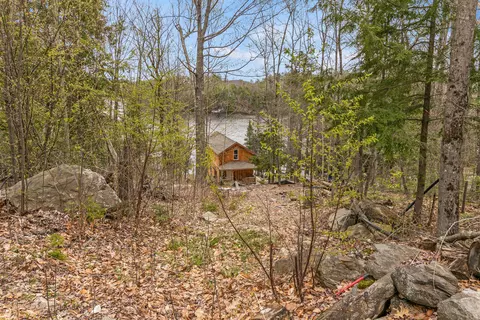 9 Jordan Way, Hartford, ME 04220