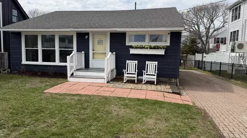 328 Ocean Ave, Wells, ME 04090