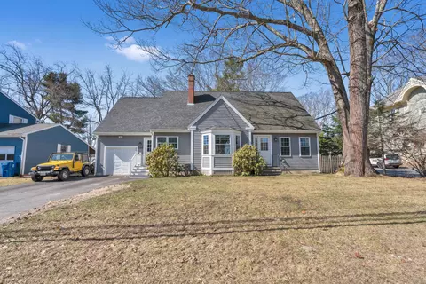 1704 Washington Ave, Portland, ME 04103