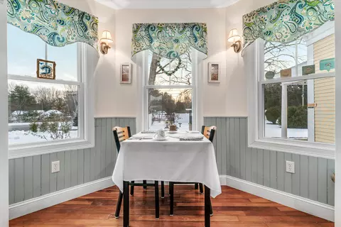 Dining - 525 Post Rd, Wells, ME 04090 photo 2 of 2