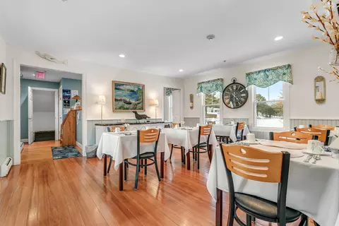 Dining - 525 Post Rd, Wells, ME 04090 photo 1 of 2