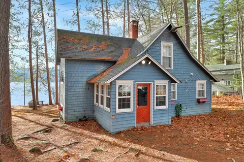 28 E Brook Ln, Weld, ME 04285