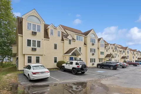 1373 Post Rd #1 F, Wells, ME 04090