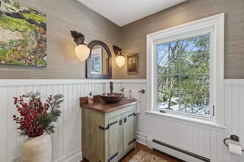 Bath - 122 Old Ferry Rd, Phippsburg, ME 04562 photo 1 of 8
