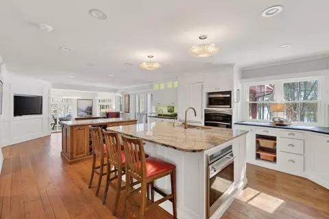 Kitchen - 122 Old Ferry Rd, Phippsburg, ME 04562 photo 4 of 4