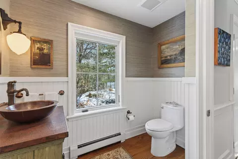 Bath - 122 Old Ferry Rd, Phippsburg, ME 04562 photo 2 of 8