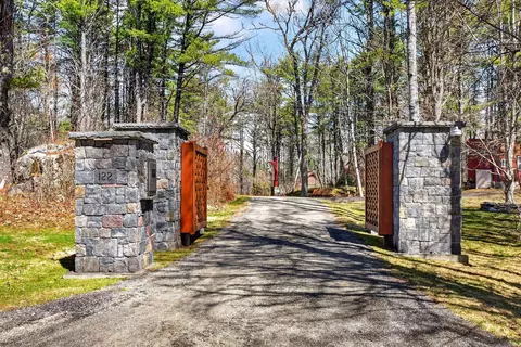 Exterior - 122 Old Ferry Rd, Phippsburg, ME 04562 photo 1 of 11