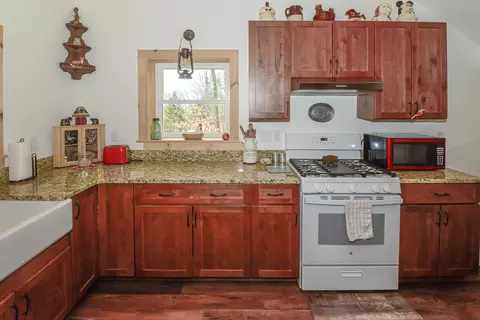 Kitchen - 190 Deer Hill Rd, Harrison, ME 04040 photo 2 of 6