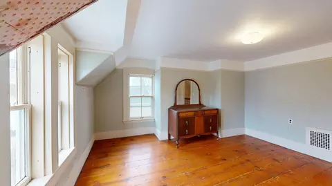Bedroom - 9 Sewall St, Augusta, ME 04330 photo 7 of 14