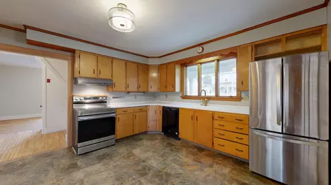 Kitchen - 9 Sewall St, Augusta, ME 04330 photo 1 of 7