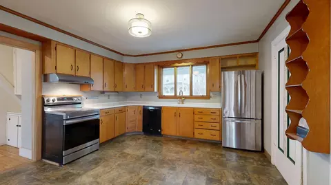 Kitchen - 9 Sewall St, Augusta, ME 04330 photo 2 of 7