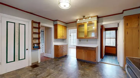 Kitchen - 9 Sewall St, Augusta, ME 04330 photo 5 of 7