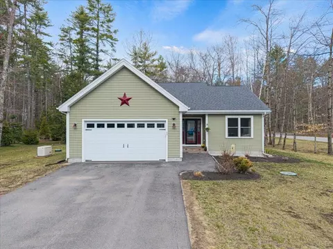 60 Camerons Ln, Wells, ME 04090