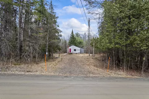 125 Arno Rd, Dexter, ME 04930