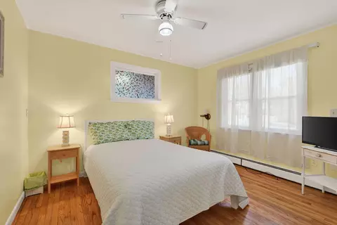 Bedroom - 488 Main St #9, Ogunquit, ME 03907 photo 4 of 5