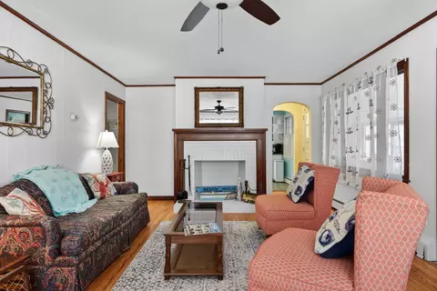 Living - 488 Main St #9, Ogunquit, ME 03907 photo 2 of 4