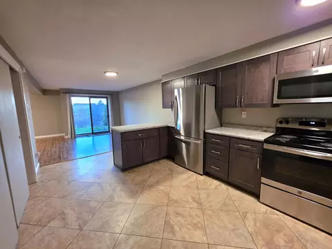 20 Juniper Ln #16, Westbrook, ME 04092
