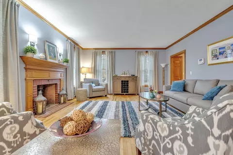 Living - 30 Rebecca Rd, Ogunquit, ME 03907 photo 1 of 3