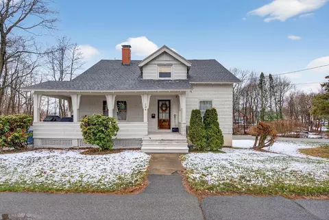 106 North St, Saco, ME 04072