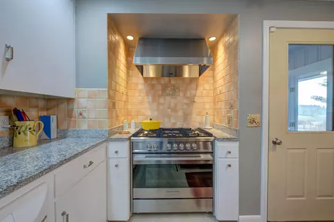 Kitchen - 315 River Rd, Windham, ME 04062 photo 3 of 4
