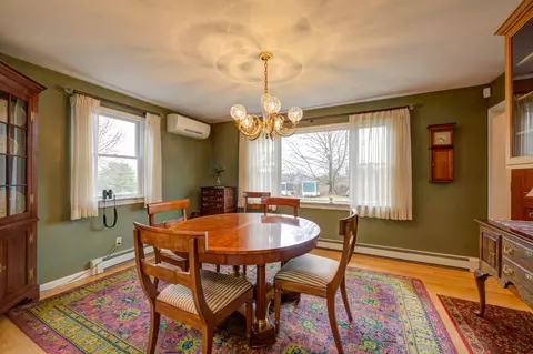 Dining - 315 River Rd, Windham, ME 04062 photo 2 of 3