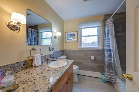 Bath - 315 River Rd, Windham, ME 04062 photo 4 of 4