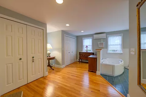 Entry Way - 315 River Rd, Windham, ME 04062 photo 4 of 5