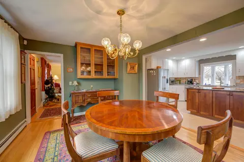 Dining - 315 River Rd, Windham, ME 04062 photo 3 of 3