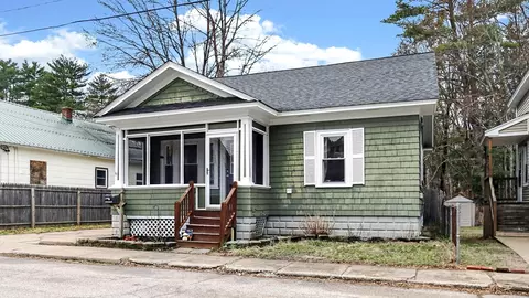 28 Weeman St, Sanford, ME 04083