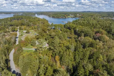 1 Camerons Point Road # p, Southport, ME 04576