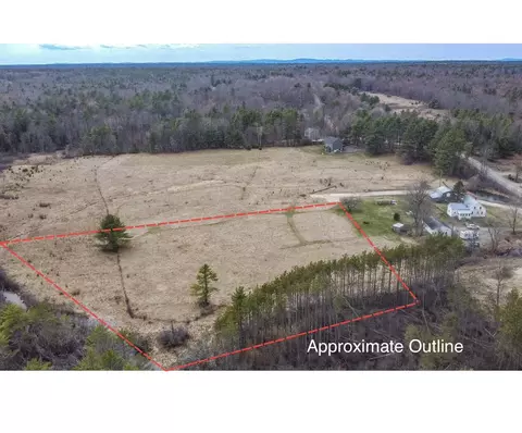 12 Bumblebee Rd, Gorham, ME 04038