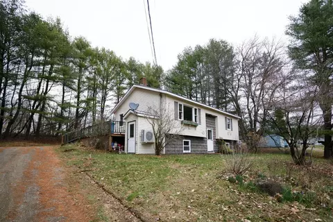 109 Sunny Hill Dr, Farmington, ME 04938