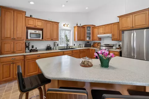 Kitchen - 179 Egypt Rd, Raymond, ME 04071 photo 3 of 7